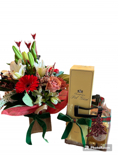 Merry Happy - A perfect Christmas gift for sending lots of cheer and happiness.

The hamper includes

Fresh flower in hessian basket

Bottle of Champagne Pol Gesse

Box of Ferrero Chocolates